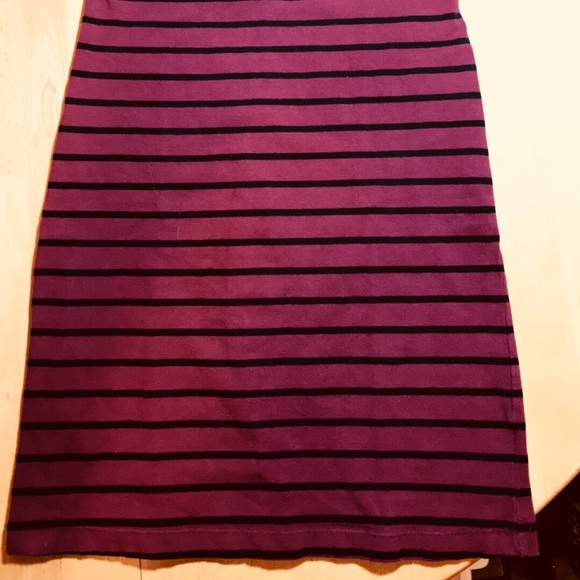 Old Navy Burgundy and Black Dress - Picture 2 of 3